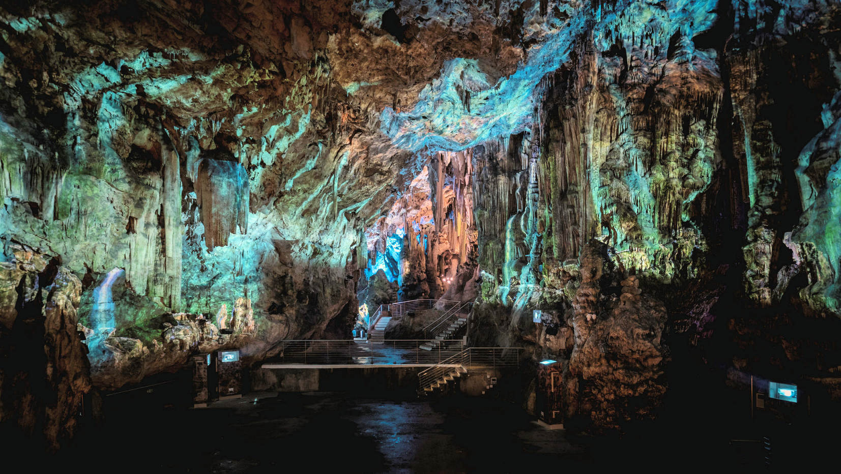 Gibraltar Tour St Michael's Cave